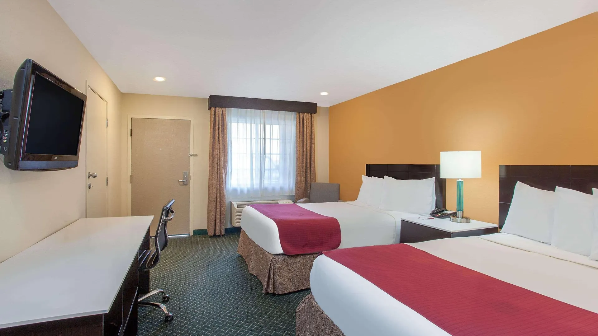 Ramada By Wyndham Culver City Los Angeles Hotel