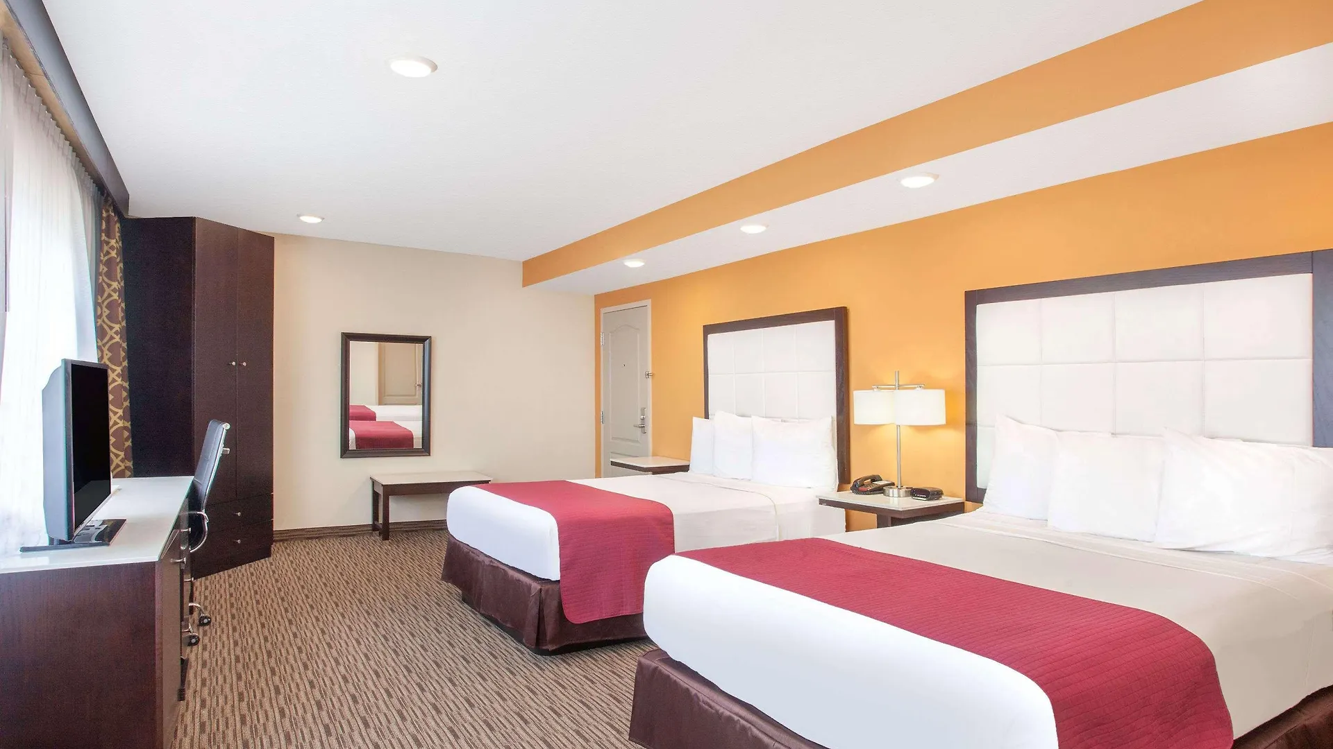Ramada By Wyndham Culver City Los Angeles